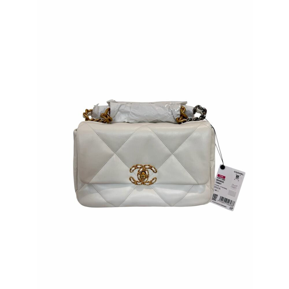 New Chanel medium 19 flap bag in white lambskin gold & silver tone hardware - Picture 1 of 13
